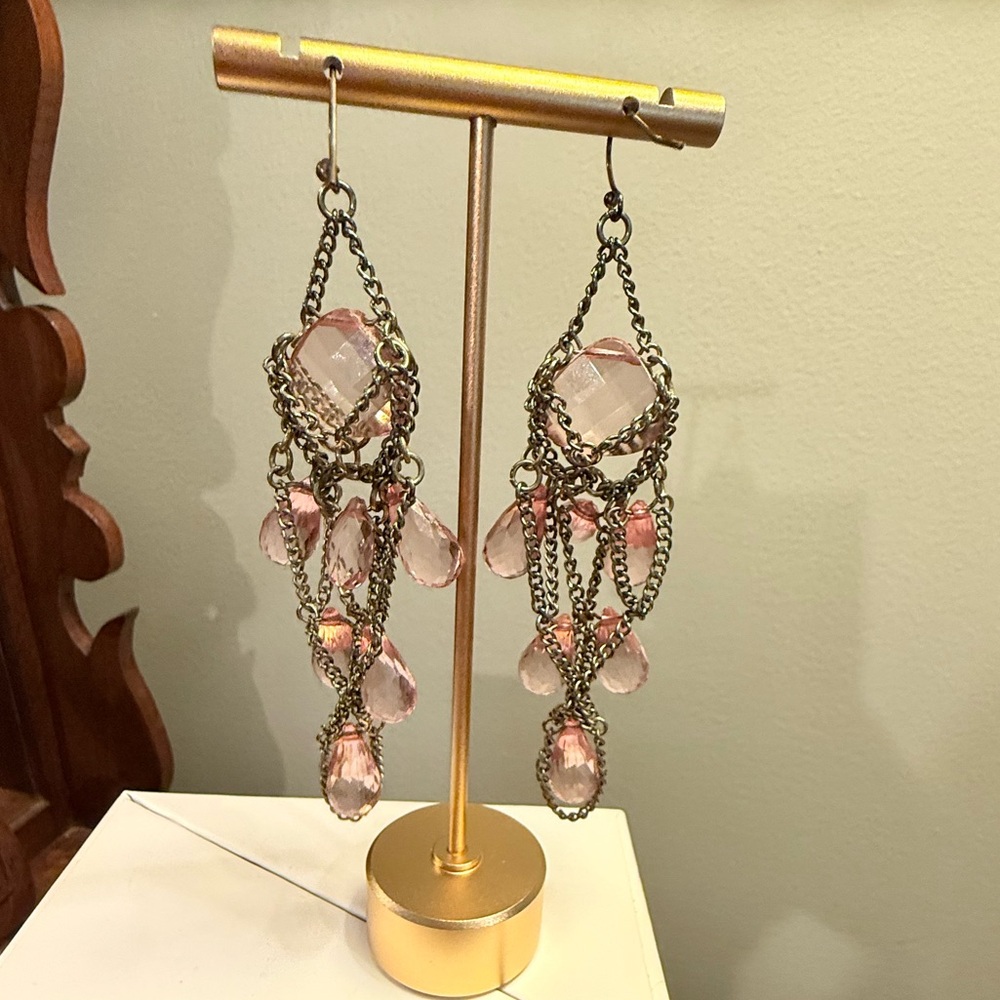 Vintage Y2K Silver/Blush Pink Chain 3.5” Drop Chandelier Earrings - Picture 2 of 10
